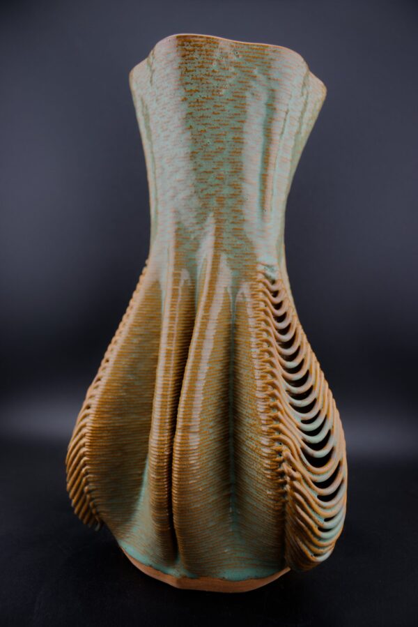 Flowing Vase - Image 2